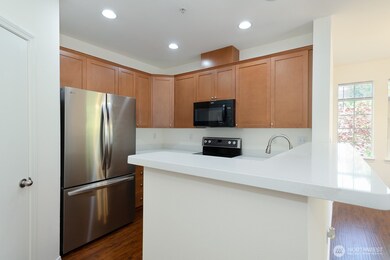 1855 Trossachs Blvd SE unit 205, Sammamish, WA 98075 - photo 7