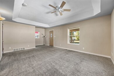 519 9th St NW, Cedar Rapids, IA 52405 - photo 6