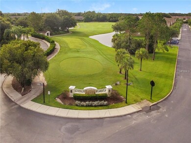Entrance to Nassau Pointe. Come tee off in your ba