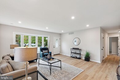 3719 John Dr, Brookhaven, PA 19015 - photo 5