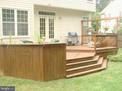 7109 Copernicus Ln, Lanham, MD 20706 - photo 6