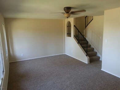 LIVING RM