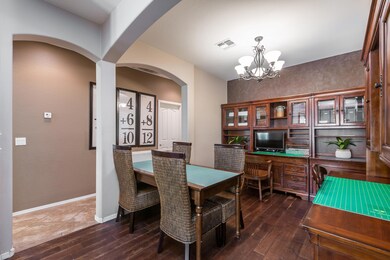 8) FORMAL DINING