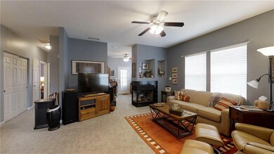 9958 Donavan Ln, Fishers, IN 46038 - photo 3