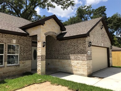 2515 Areba St, Houston, TX 77091 - photo 4