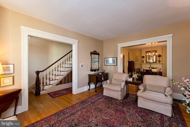 115 N Washington St, Winchester, VA 22601 - photo 2