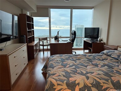 Moana Pacific unit II4505, Honolulu, HI 96814 - photo 6