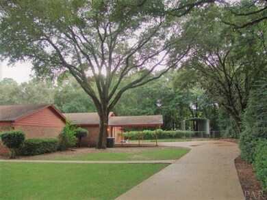 Welcome to 3416 Barkwood Dr. Pace, FL