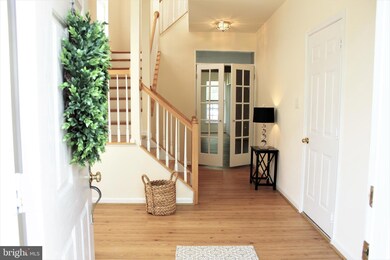 13112 Park Crescent Cir, Herndon, VA 20171 - photo 3