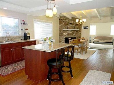 Open Family Kitchen