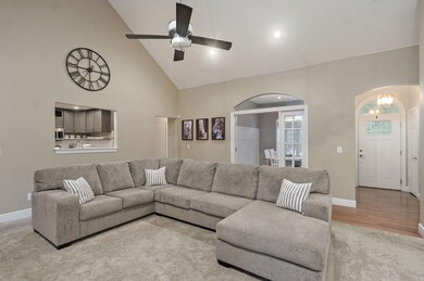 848 Scenic View Ct-10