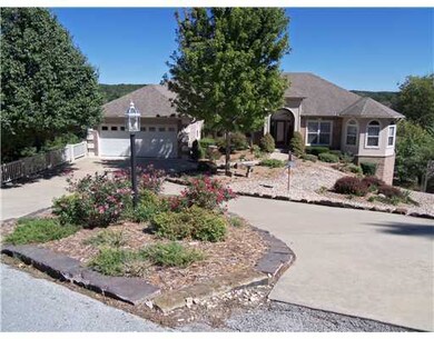 8 Country Club Cir, Bella Vista, AR 72715 - photo 2