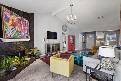 8 N White Pebble Ct, Spring, TX 77380 - photo 5