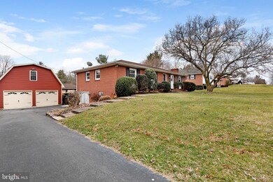 16633 Johnson Dr, Williamsport, MD 21795 - photo 4