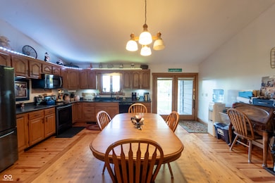 11020 W Us Highway 40, Charlottesville, IN 46117 - photo 4