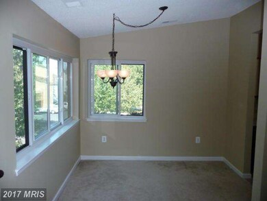 11041 Villaridge Ct unit B, Reston, VA 20191 - photo 4