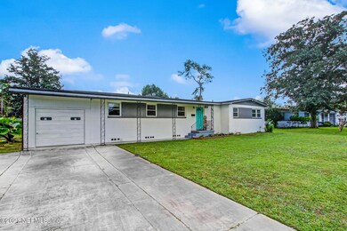 6940 East Rd, Jacksonville, FL 32216 - photo 3