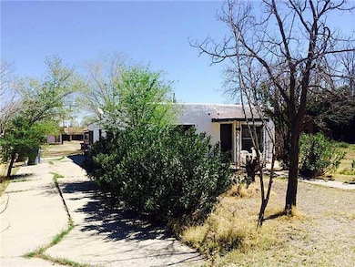 8025 Floyd Way, El Paso, TX 79915 - photo 3