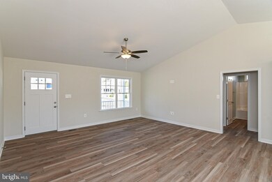 68 Randall Rd, Colonial Beach, VA 22443 - photo 2