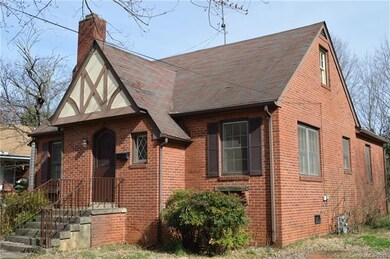 326 N Bost St, Statesville, NC 28677 - photo 2