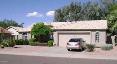2.5 Car Garage