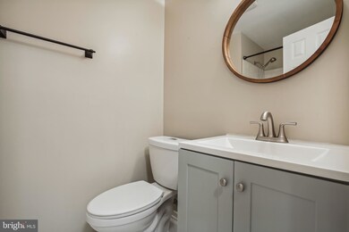 5880 Bridgetown Ct unit 46, Burke, VA 22015 - photo 7