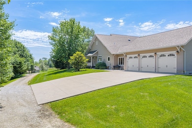 5700 E State Highway 33, Shumway, IL 62461 - photo 4