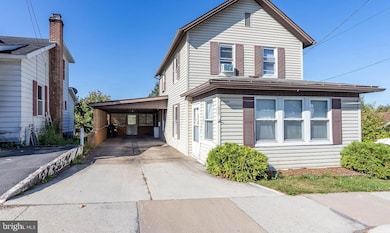 521 N 9th St, Philipsburg, PA 16866 - photo 3