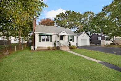 120 Gould Ave, Warwick, RI 02888 - photo 4