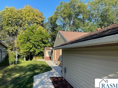 400 Monument St, New Ulm, MN 56073 - photo 4