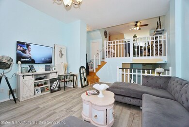 717 Correll Ave, Staten Island, NY 10309 - photo 6