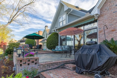 BEAUTIFUL PATIO