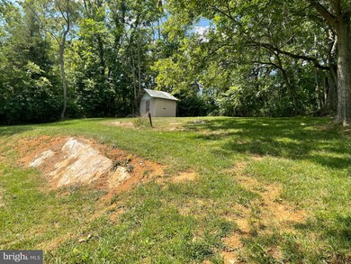 1395 Shepherd Grade Rd, Shepherdstown, WV 25443 - photo 3