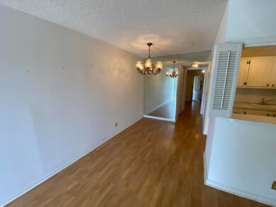219 Windsor J unit 219, West Palm Beach, FL 33417 - photo 5