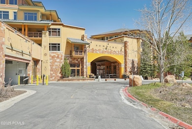 3-web-or-mls-N Sundial Ct-1104-003