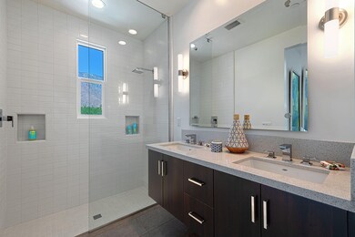 Mstr bath_walk-in shower