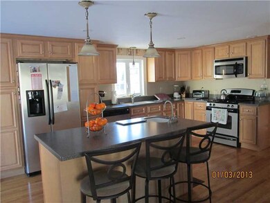 22 Colonial Dr, Warren, RI 02885 - photo 3