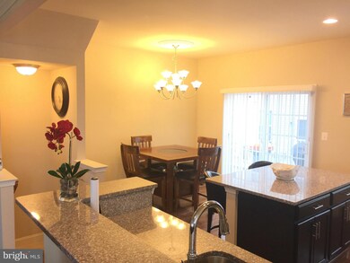 4519 Potomac Highlands Cir unit 135, Triangle, VA 22172 - photo 6