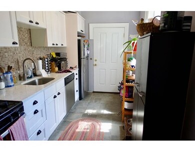 527 Massachusetts Ave unit B, Boston, MA 02118 - photo 6