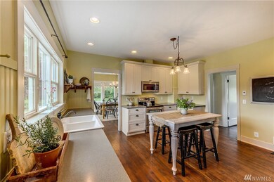 27126 Woodland Rd, Stanwood, WA 98292 - photo 7