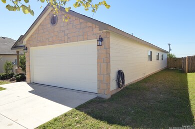 3906 Arrowwood Bend, San Antonio, TX 78261 - photo 2