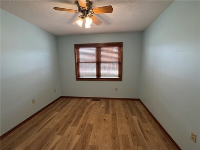 1140 W Hamilton Ave, Eau Claire, WI 54701 - photo 7