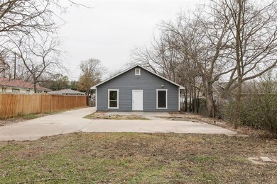 1105 Poindexter Ave, Cleburne, TX 76033 - photo 7