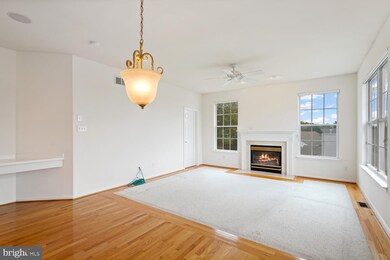 703 E Gray Fox Ln unit 219, Glen Mills, PA 19342 - photo 2