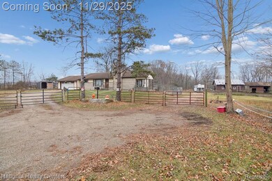 1251 E Reading Rd, Hillsdale, MI 49242 - photo 5