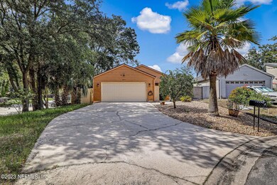 5577 Mariners Cove Dr, Jacksonville, FL 32210 - photo 2