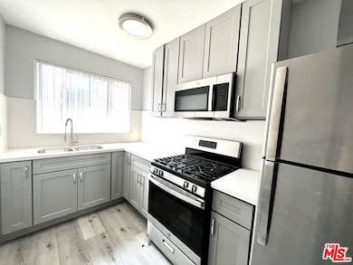 4025 Palmyra Rd unit 1, Los Angeles, CA 90008 - photo 3