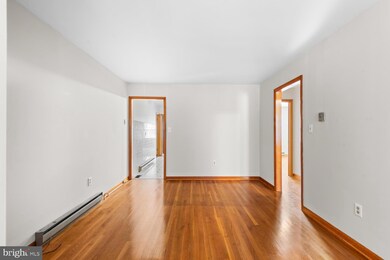 304 2nd St, Colonial Beach, VA 22443 - photo 5