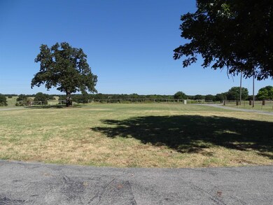 2660 E Osage Rd, Marlow, OK 73055 - photo 5