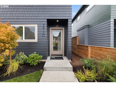 7817 N Portsmouth Ave unit C, Portland, OR 97203 - photo 3